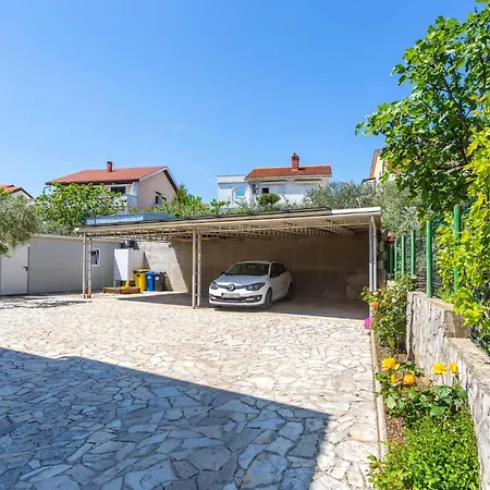 1 Bedroom Awesome In Krk Krk Town
