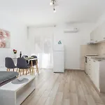 Appartement 1 Bedroom Awesome In Krk *