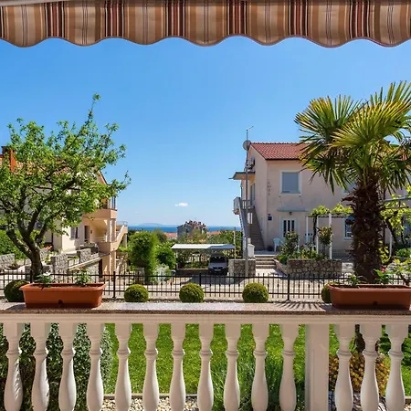 1 Bedroom Awesome In Krk Krk Town