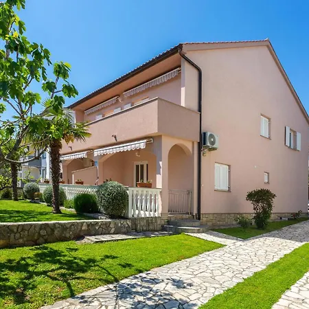 1 Bedroom Awesome In Krk