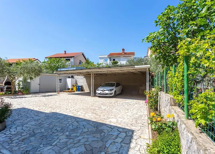 1 Bedroom In Krk 克尔克